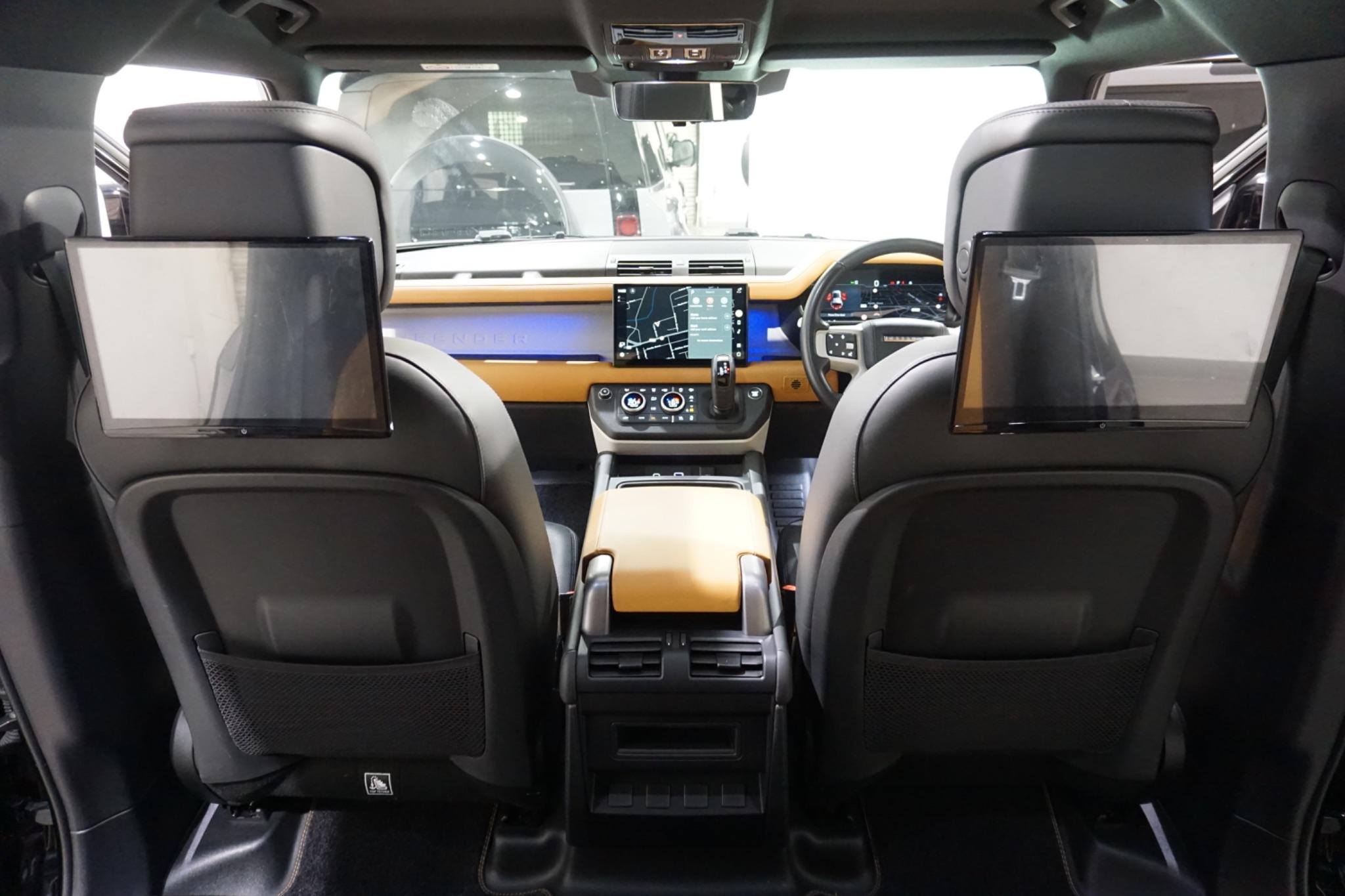 Land Rover Defender 110 3.0 D250 MHEV X-Dynamic HSE Auto 4WD Euro 6 (s/s) 5dr